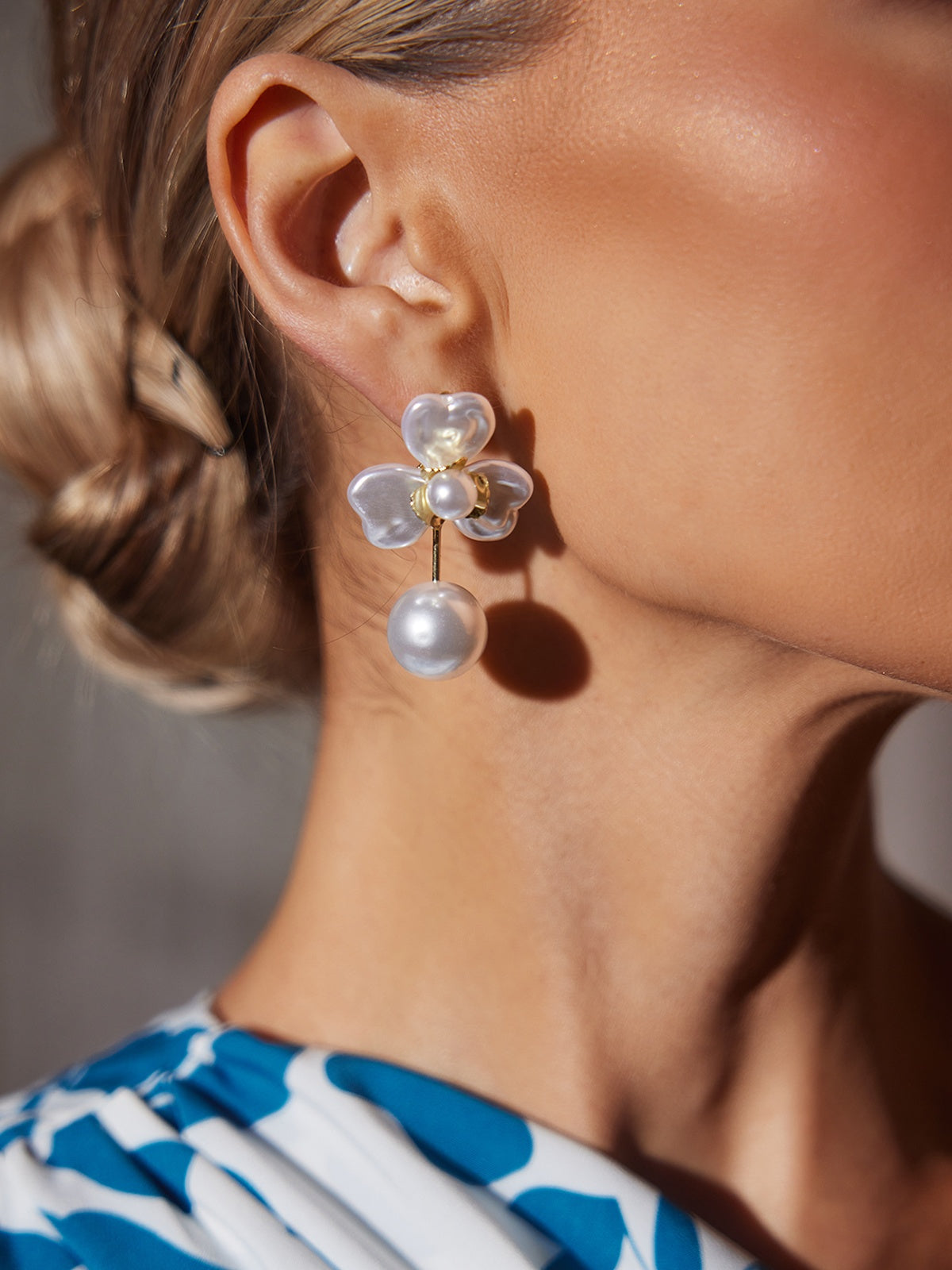 Agapios Flower Pearl Earrings