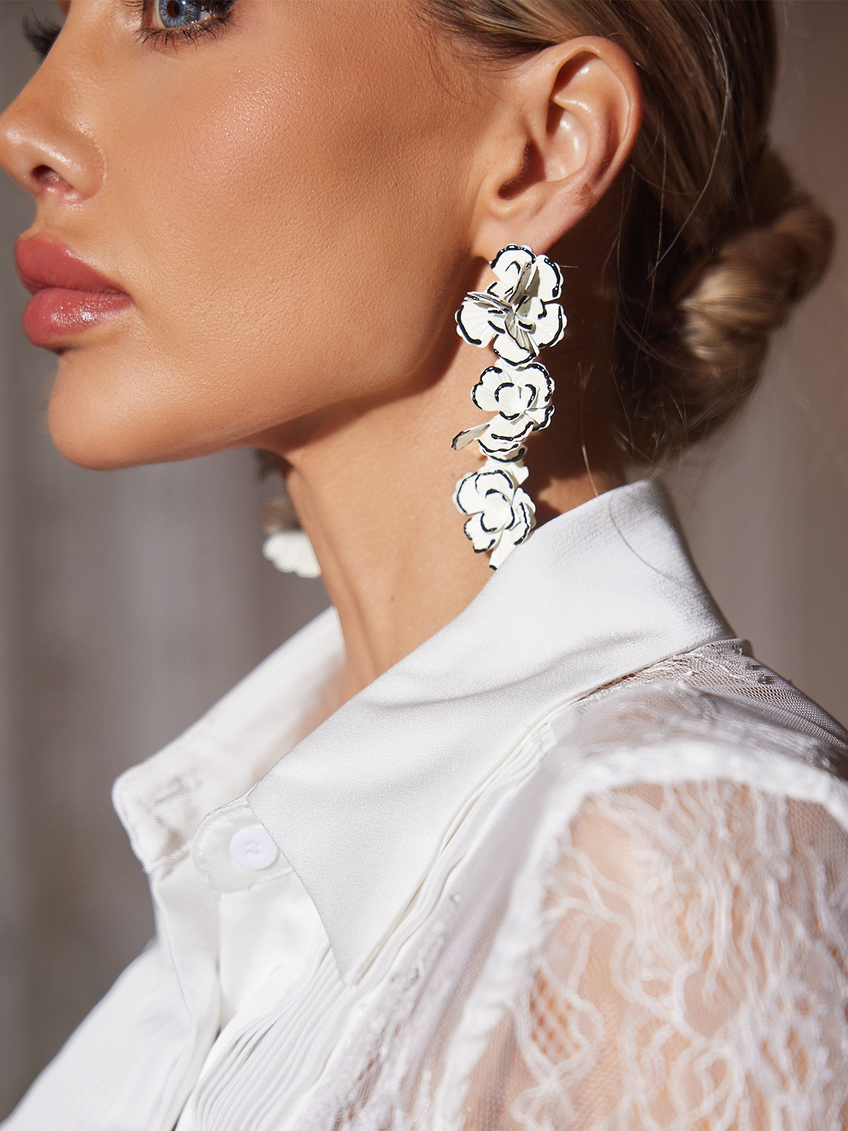 Ailill Flower Earrings