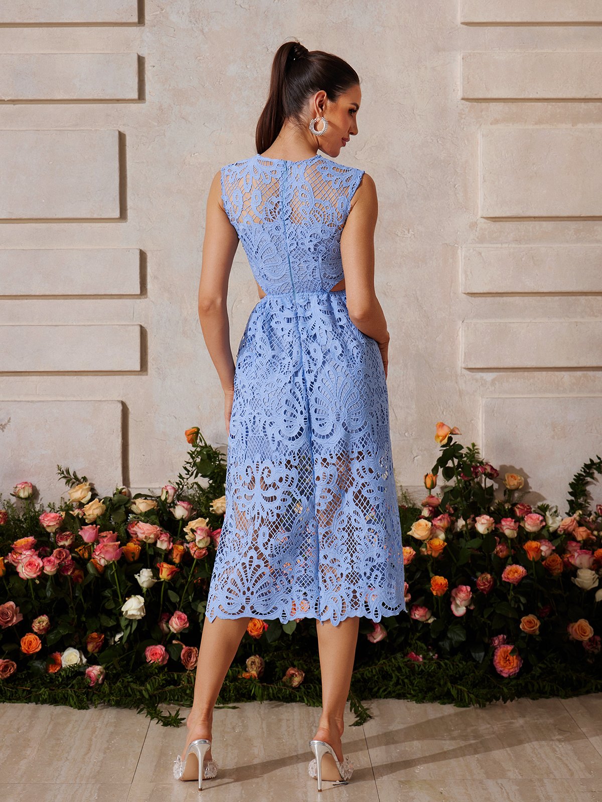 Zyrviel Sleeveless Cutout Embroidered Midi Dress